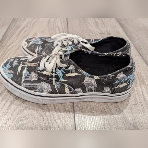 Star Wars VANS men's 6.5, women's 8 - Picture 3 of 12